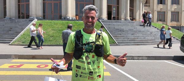 Армянин из Марселя Ара Хачадурян в Гюмри - Sputnik Армения