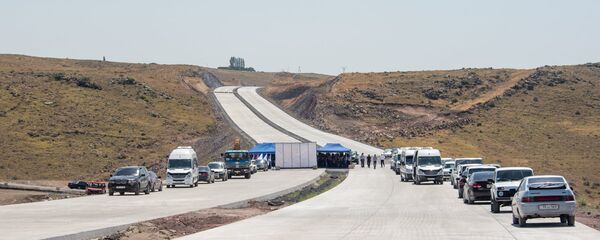Презентация строительных работ автотрассы Север-Юг (18 июля 2018). Арагацотн - Sputnik Армения