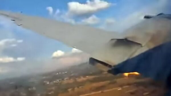 Видео падающего самолета изнутри - Sputnik Армения