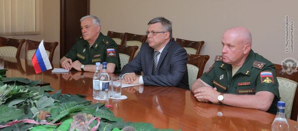 Андрей Иванов, Евгений Булавинцев, Владимир Ельканов - Sputnik Армения