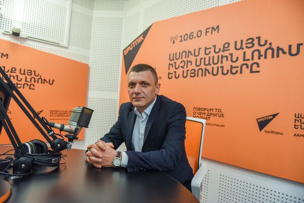 Громкие уголовные дела в Армении: кто оказался под следствием в 2019 году Громкие уголовные дела в Армении: кто оказался под следствием в 2019 году - Sputnik Армения