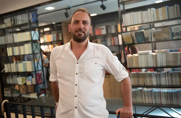 Открытие книжного магазина Зангак в центре города (19 июля 2018). Еревaн Открытие книжного магазина Зангак в центре города (19 июля 2018). Еревaн - Sputnik Армения