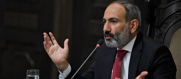 Пресс-конференция премьер-министра Армении Никола Пашиняна (20 июля 2018). Еревaн Пресс-конференция премьер-министра Армении Никола Пашиняна (20 июля 2018). Еревaн - Sputnik Армения