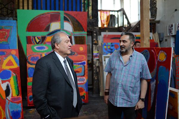 Армен Саркисян посетил мастерскую Минаса Аветисяна Армен Саркисян посетил мастерскую Минаса Аветисяна - Sputnik Արմենիա