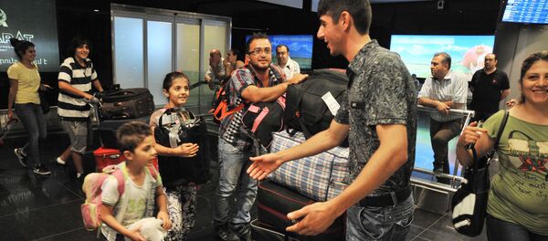 Сирийские армяне в аэропорту Звартноц - Sputnik Արմենիա