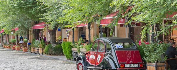 Летнее кафе, Ереван - Sputnik Արմենիա