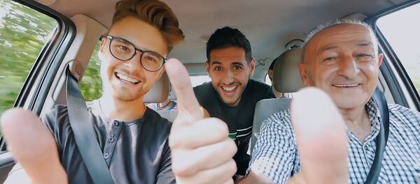 Блогер Nas Daily рассказал о такси на газе в Армении - Sputnik Армения