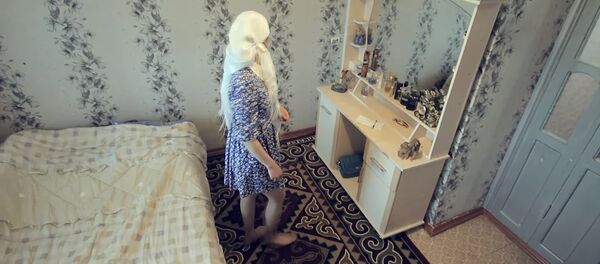 Видео Кыргызстанец проверил жену на верность набрало 25 млн просмотров Видео Кыргызстанец проверил жену на верность набрало 25 млн просмотров - Sputnik Արմենիա