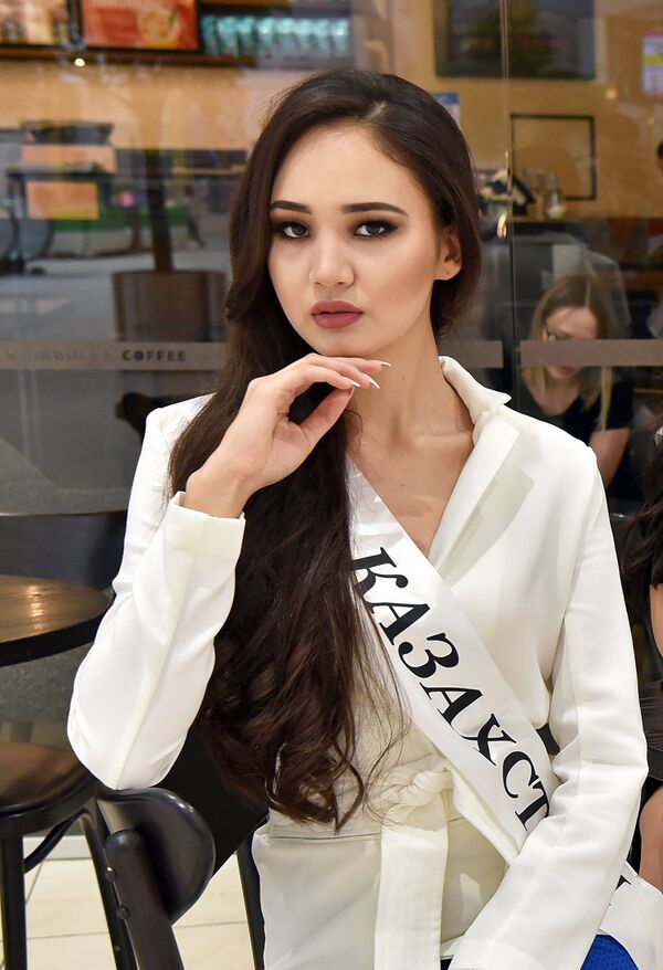 Участница конкурса красоты Мисс СНГ-2018 из Казахстана Асем Есенгелдиева Участница конкурса красоты Мисс СНГ-2018 из Казахстана Асем Есенгелдиева - Sputnik Армения