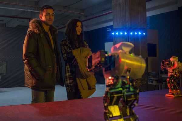 Бал роботов в Ереване Бал роботов в Ереване - Sputnik Армения