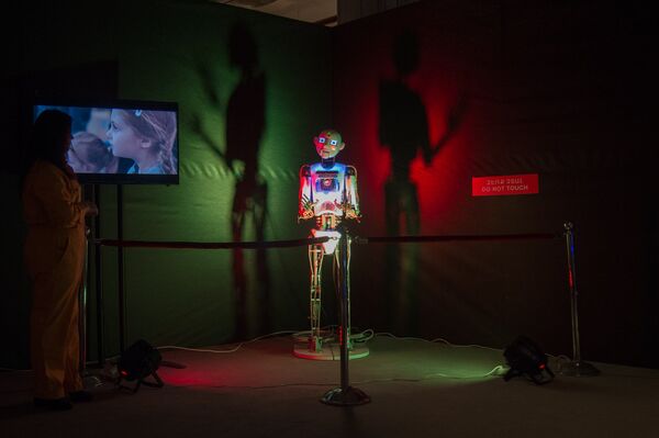 Бал роботов в Ереване Бал роботов в Ереване - Sputnik Армения