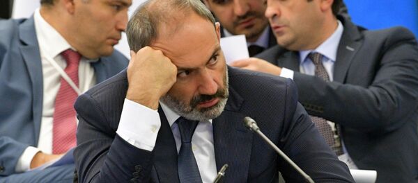 Премьер-министр Армении Никол Пашинян на заседании Евразийского межправительственного совета глав правительства стран ЕАЭС (27 июля 2018). Санкт-Петербург - Sputnik Армения