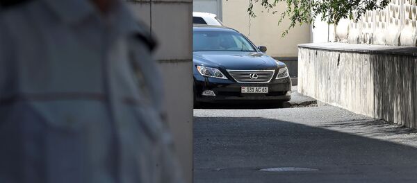 Парковка суда Первой инстанции административного района Шенгавит - Sputnik Արմենիա