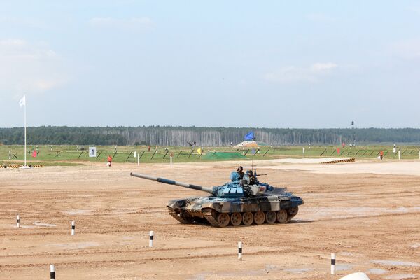Танк команды армии Армении в международных соревнованиях Танковый биатлон-2018 на подмосковном полигоне Алабино Танк команды армии Армении в международных соревнованиях Танковый биатлон-2018 на подмосковном полигоне Алабино - Sputnik Армения