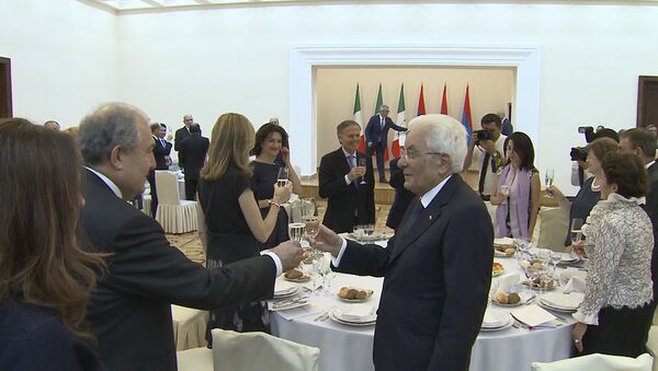 Ի պատիվ Իտալիայի նախագահ Սերջիո Մատարելայի ՝ նախագահ Արմեն Սարգսյանի անունից տրվել է պետական ճաշ - Sputnik Արմենիա
