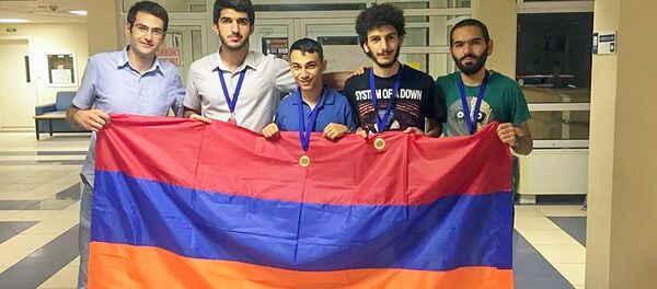 Մաթեմատիկական միջազգային ուսանողական օլիմպիադային ԵՊՀ թիմը նվաճել է 4 մեդալ Մաթեմատիկական միջազգային ուսանողական օլիմպիադային ԵՊՀ թիմը նվաճել է 4 մեդալ - Sputnik Արմենիա