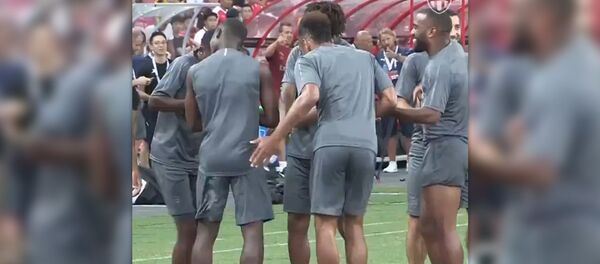 Танец футболистов Арсенала - Sputnik Армения