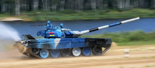 Танк команды армии Армении в индивидуальной гонке международных соревнований Танковый биатлон-2018 на подмосковном полигоне Алабино. Танк команды армии Армении в индивидуальной гонке международных соревнований Танковый биатлон-2018 на подмосковном полигоне Алабино. - Sputnik Արմենիա