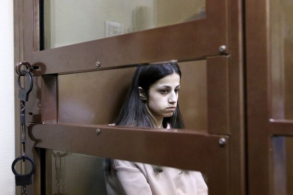 Сестрам Хачатурян продлили меру пресечения - Sputnik Армения