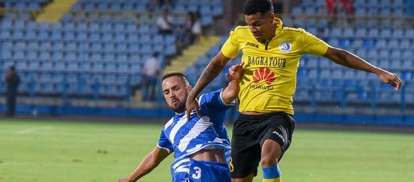 Футбольный матч 2-го квалификационного раунда Алашкерт (Мартуни, Армения) - Сутьеска (Никшич, Черногория) (2 августа 2018). Еревaн Футбольный матч 2-го квалификационного раунда Алашкерт (Мартуни, Армения) - Сутьеска (Никшич, Черногория) (2 августа 2018). Еревaн - Sputnik Армения