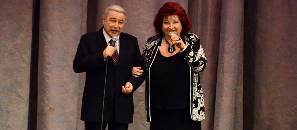 Вечер юмора Евгения Петросяна и Елены Степаненко (5 апреля 2015). Москвa Вечер юмора Евгения Петросяна и Елены Степаненко (5 апреля 2015). Москвa - Sputnik Армения