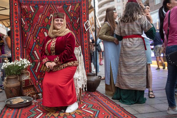 Фестиваль национальной армянской моды и культуры Yerevan Taraz Fest 2018 - Sputnik Армения