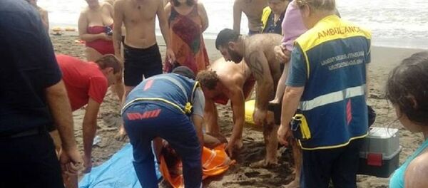 Гражданку Армении спасли на море в Грузии - Sputnik Армения