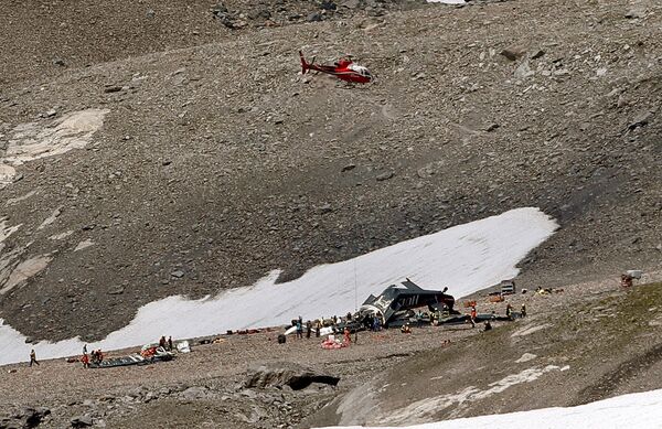 Самолет времен Второй мировой войны марки JU52 HB-HOT после крушения Самолет времен Второй мировой войны марки JU52 HB-HOT после крушения - Sputnik Արմենիա