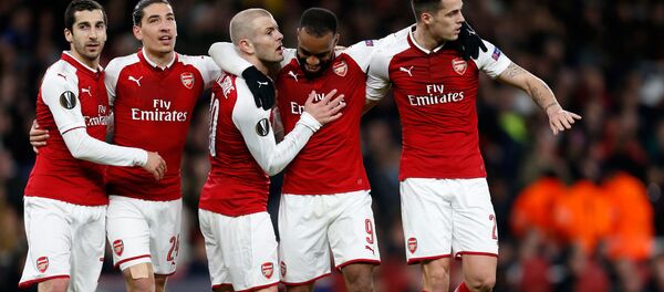 Игроки лондонского Арсенала после четвертого гола в ворота московского ЦСКА в матче 1/16 финала Лиги Европы (5 апреля 2018). Лондон Игроки лондонского Арсенала после четвертого гола в ворота московского ЦСКА в матче 1/16 финала Лиги Европы (5 апреля 2018). Лондон - Sputnik Արմենիա