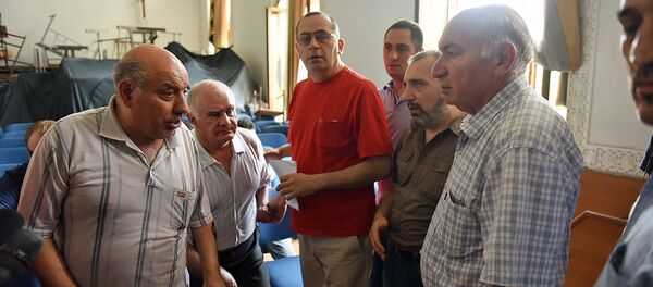 Акция протеста слабовидящих людей (6 августа 2018). Еревaн - Sputnik Армения