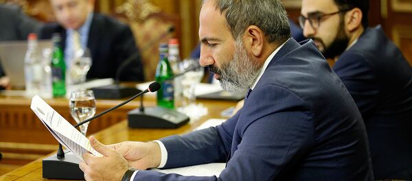 Премьер-министр Армении Никол Пашинян созвал совещание по экстренным вопросам оросительной системы (6 августа 2018). Еревaн Премьер-министр Армении Никол Пашинян созвал совещание по экстренным вопросам оросительной системы (6 августа 2018). Еревaн - Sputnik Արմենիա