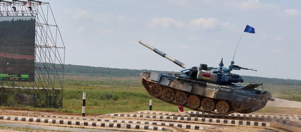 Танк команды армии Армении в международных соревнованиях Танковый биатлон-2018 на подмосковном полигоне Алабино - Sputnik Армения