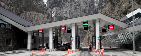 Автомобильный пункт пропуска Верхний Ларс - Sputnik Армения