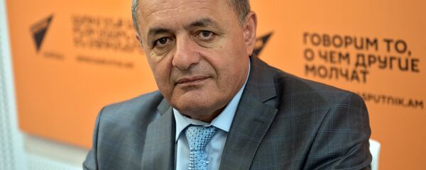 Заместитель министра сельского хозяйства Армении Гарник Петросян Заместитель министра сельского хозяйства Армении Гарник Петросян - Sputnik Արմենիա