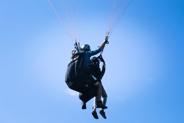 Полет на параплане - Sputnik Армения