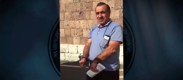 Հովիկ Աբրահամյանի եղբայրը բերման է ենթարկվել Հովիկ Աբրահամյանի եղբայրը բերման է ենթարկվել - Sputnik Արմենիա