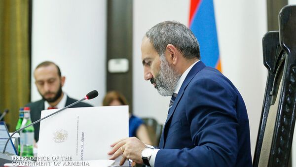 Премьер министр Никол Пашинян на заседании Правительства (9 августа 2018). Еревaн - Sputnik Армения