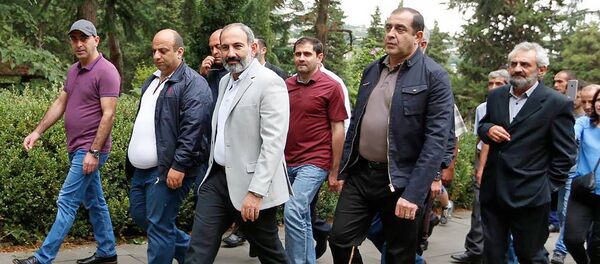 Рабочий визит премьер-министра Армении Никола Пашиняна в Тавушскую область (11 августа 2018) Иджеван - Sputnik Армения