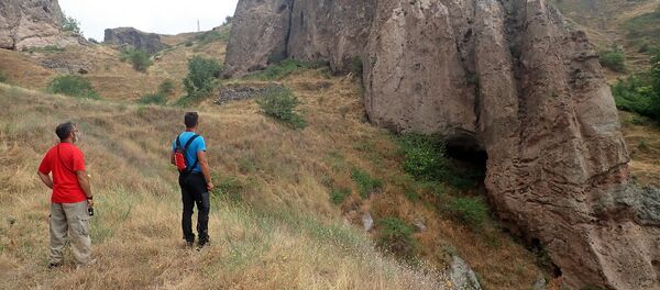 Армянские и итальянские спелеологи в Сюнике Армянские и итальянские спелеологи в Сюнике - Sputnik Արմենիա