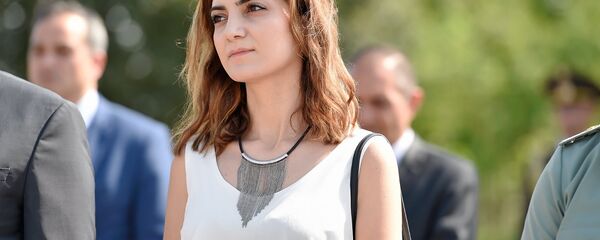 Врио мэра Эчмиадзина Диана Гаспарян на мероприятии посвященном героям Ошаканской битвы (17 августа 2018). Армавирская область - Sputnik Արմենիա