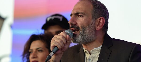 Митинг к стодневке Никола Пашиняна на посту премьер-министра Армении (17 августа 2018). Еревaн - Sputnik Армения