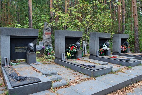 Могила криминального авторитета Олега Вагина - Sputnik Армения