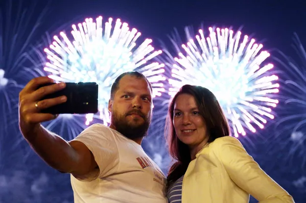 Салют на международном фестивале фейерверков Ростех в Братеевском каскадном парке (18 августа 2018). Москвa Салют на международном фестивале фейерверков Ростех в Братеевском каскадном парке (18 августа 2018). Москвa - Sputnik Армения