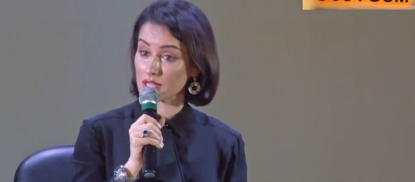 Тина Канделаки говорит по-армянски с Арманом - Sputnik Армения