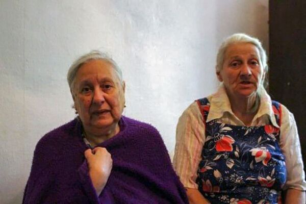 Сестры Джулиета Саркисова и Любовь Козлова Сестры Джулиета Саркисова и Любовь Козлова - Sputnik Армения