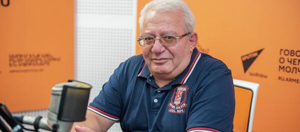 Грач Берберян Грач Берберян - Sputnik Արմենիա