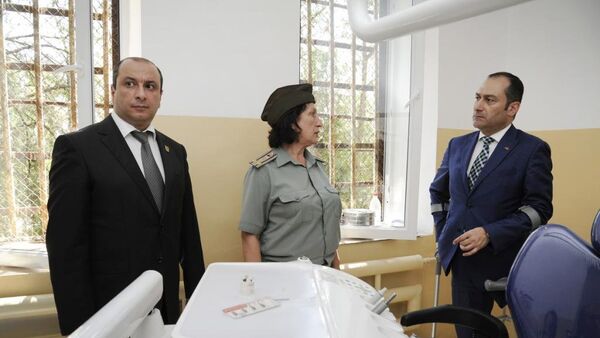Министр юстиции Армении Артак Зейналян посетил уголовно-исправительное учреждение Абовян (23 августа 2018). Армавир - Sputnik Армения