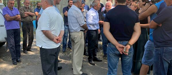 Жители Маралика требуют отставки главы общины (24 августа 2018). Маралик Жители Маралика требуют отставки главы общины (24 августа 2018). Маралик - Sputnik Армения