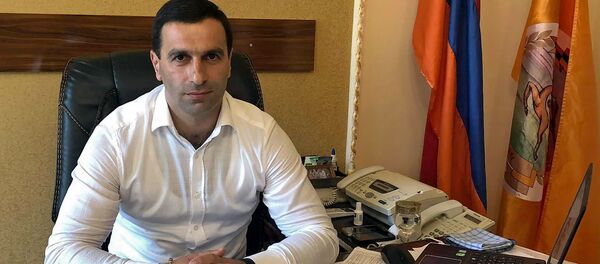 Глава общины Ани Артак Геворкян - Sputnik Արմենիա