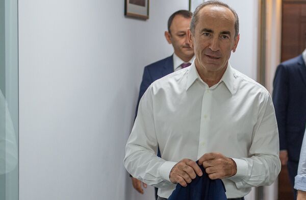 Подсудимый, сядьте: самые громкие аресты и задержания в новой Армении в 2018 году - Sputnik Армения